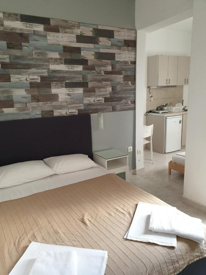 Sunset_Apartments Only 15 Meters From The Sea Neos Marmaras Esterno foto