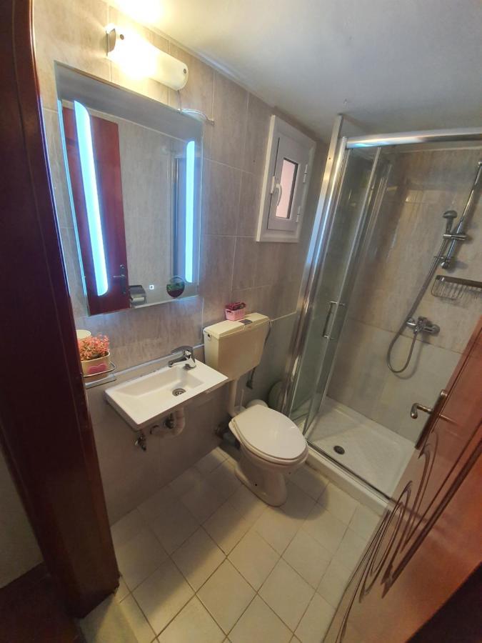 Sunset_Apartments Only 15 Meters From The Sea Neos Marmaras Esterno foto